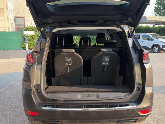 Peugeot 5008 BlueHDi 130 Allure Pack EAT8 S/S aut. - Foto 8