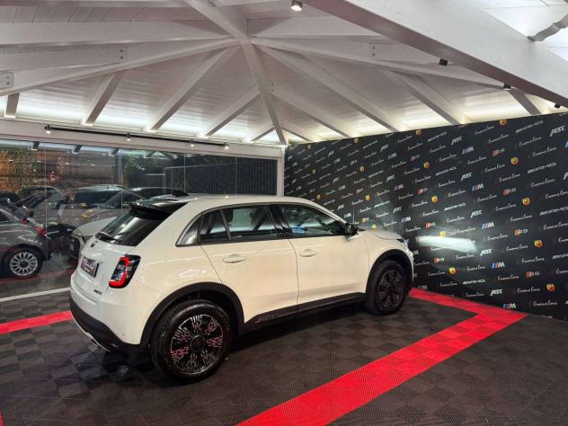 Fiat 600 Hybrid 145 CV DCT MHEV - Foto 8