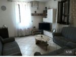 CASA SEMINDIPENDENTE SU DUE LIVELLI PARZIALMENTE RISTRUTTURATA