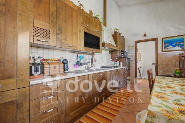 Villa di 350 m² con più di 5 locali e box auto doppio in vendita a Roma - Foto 9