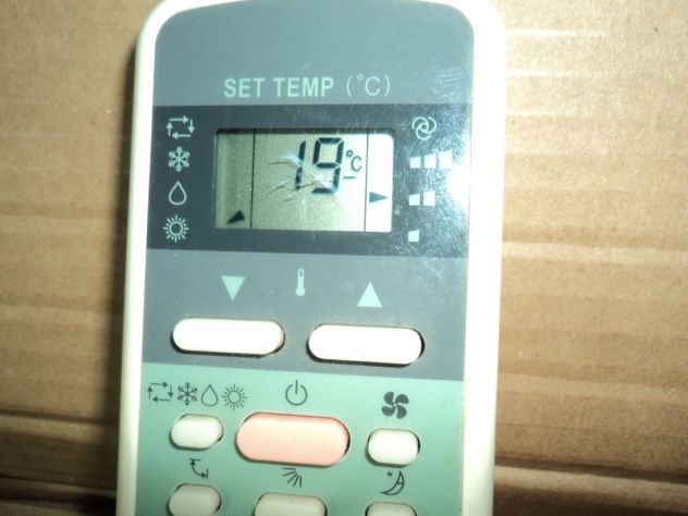Telecomando Originale Condizionatore Toshiro - Foto 4
