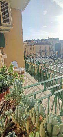 STANZA USO SINGOLO IN APPARTAMENTO SOLO DONNE DAL 23/9/26. CONTRATTO ANNUALE - Foto 3