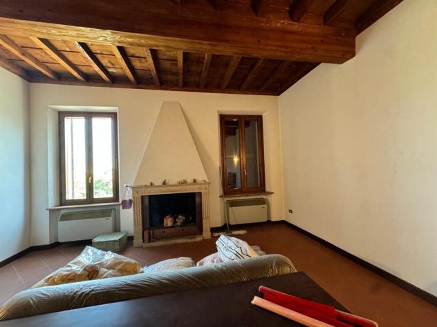 Loghino ristrutturato con ampi spazi e dependance - Foto 6