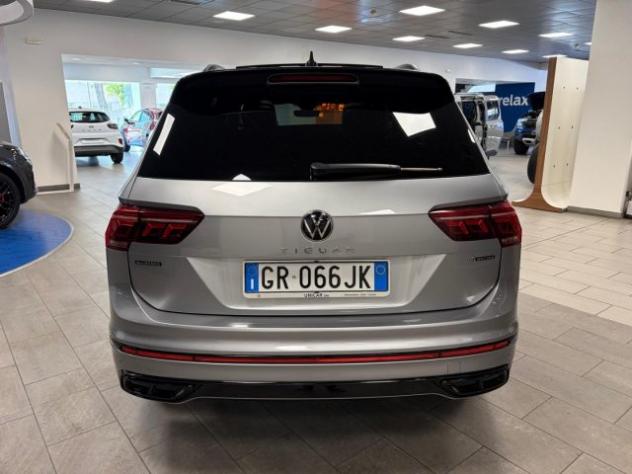 VOLKSWAGEN Tiguan Allspace 2.0 diesel 200cv. Aut. 4MOTION(4x4)R-Line ,7 POSTI rif. 23800486 - Foto 5