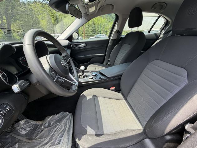 Alfa Romeo Giulia 2.2 Turbodiesel 150 CV - Foto 8