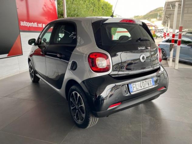 SMART ForFour 70 1.0 twinamic Passion rif. 20448244 - Foto 4