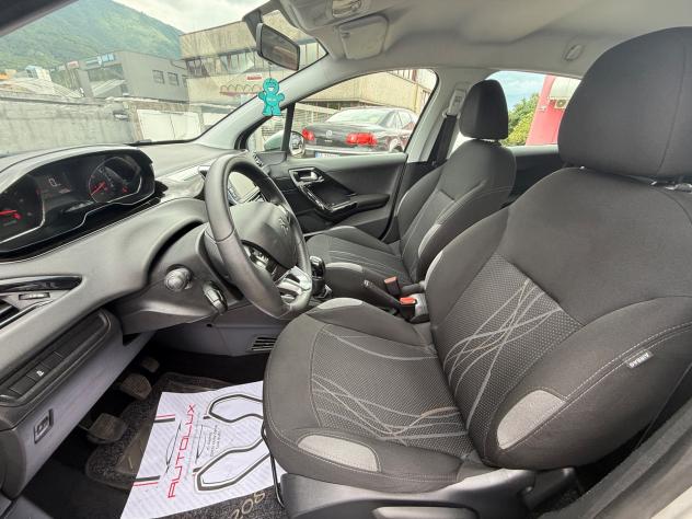 Peugeot 208 1.4 HDi 68 CV 5 porte Allure - Foto 10