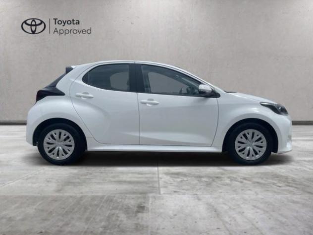 TOYOTA Yaris 1.0 5 porte Active rif. 23726765 - Foto 4