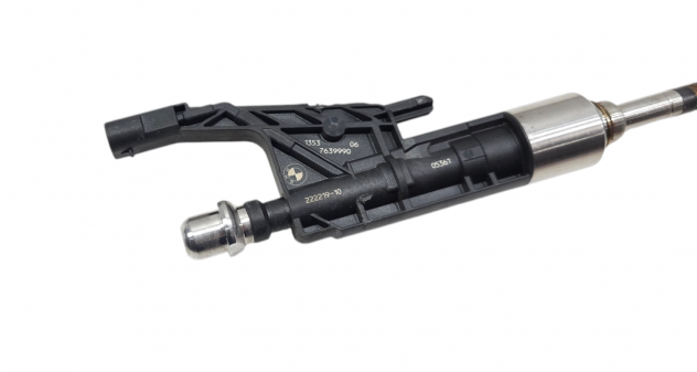 INIETTORE BMW Serie 2 Active Tourer (F45) 13537639990 B38A15A Benzina 1500 (1418) - Foto 4