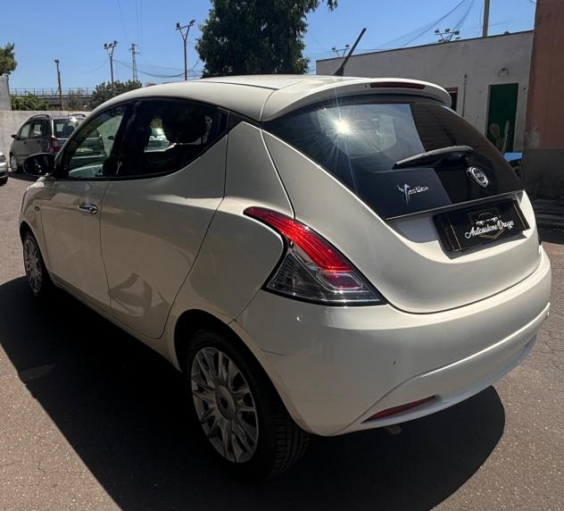 Lancia Ypsilon 1.2 69 CV 5 porte GPL Ecochic Silver - Foto 6