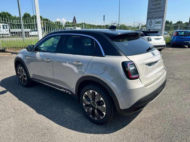 FIAT 600 Hybrid 145 CV DCT MHEV La Prima km zero rif. 23484512 - Foto 5
