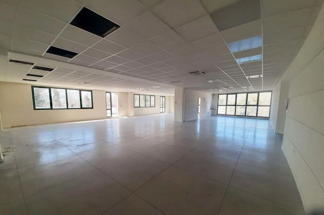 CAPANNONI POLIFUNZIONALI 675 MQ PRIMO PIANO A CALCINELLI (PU) - Foto 7