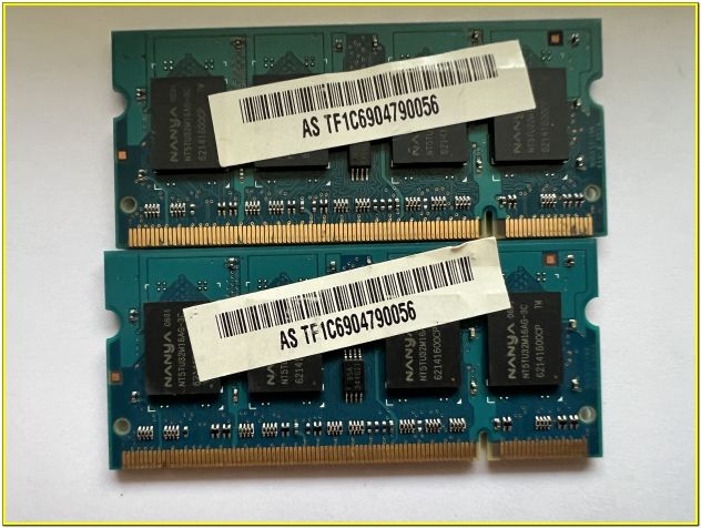 Memoria Ram SODIMM DDR2 2 x 512Mb Nanya - Foto 3