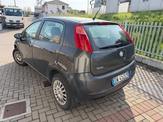 Fiat Grande Punto 1.4 5 porte Dynamic Natural Power - Foto 4
