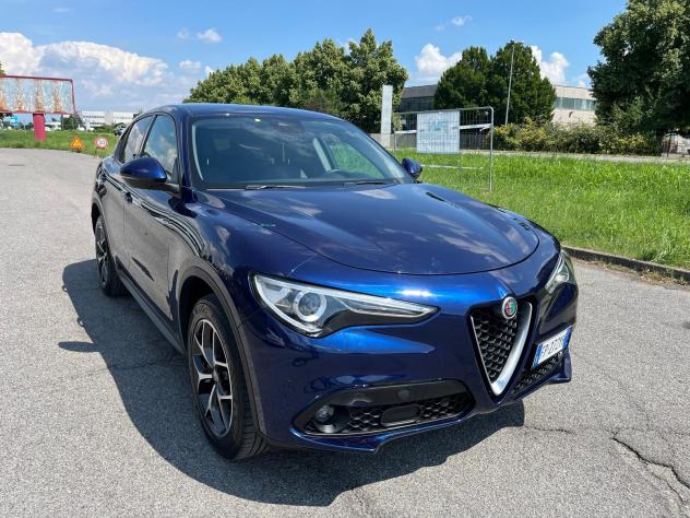 Alfa Romeo Stelvio 2.2 Turbodiesel 210 CV AT8 Q4 - Foto 2