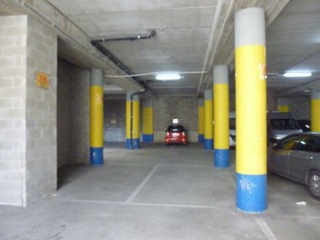 Posto auto, furgone, moto in affitto - Foto 6
