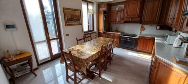 Casa indipendente di 300 m² con 5 locali e box auto doppio in vendita a Casorezzo - Foto 20