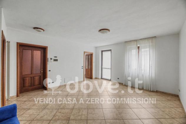 Appartamento di 120 m² con 3 locali e posto auto in vendita a Oleggio - Foto 6