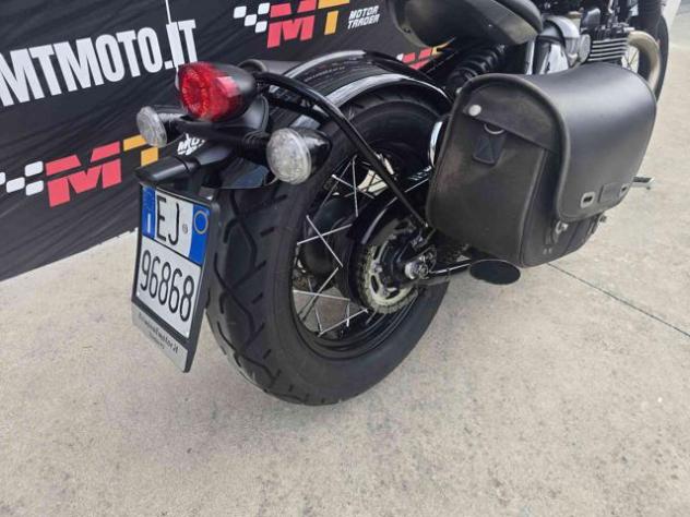 TRIUMPH Bonneville Bobber Video 360 rif. 24000045 - Foto 5