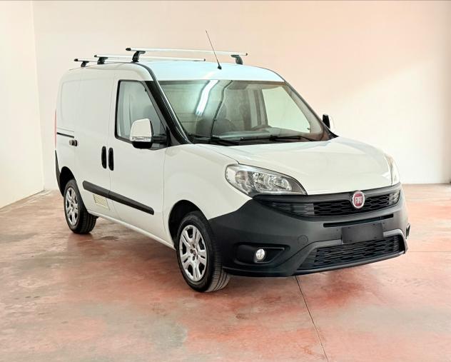 Fiat Doblo Dobl1.3 MJT PC-TN Cargo Lamierato SX - Foto 3