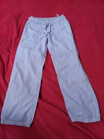 lotto pantaloni bambina 8 anni. 4 pantaloni 1 jaggy 1 Benetton 1 ido 1 deha Tutt - Foto 2