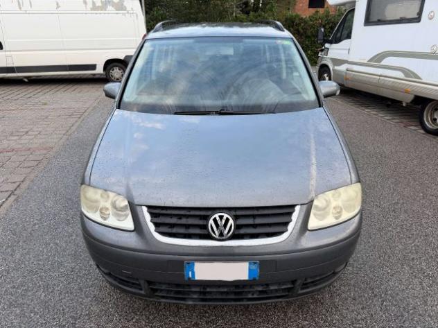VOLKSWAGEN Touran Touran 2.0 tdi Trendline 140cv 7posti 6marce WRC A rif. 24176728 - Foto 3