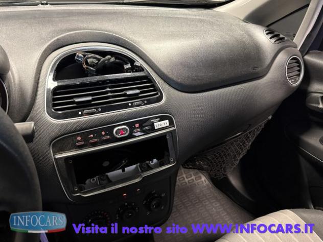 FIAT Punto 1.3 MultiJet 95 CV Street - Neopatentati rif. 23861614 - Foto 10