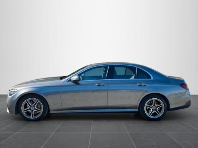 MERCEDES-BENZ E 220 d Premium Amg rif. 23417763 - Foto 8