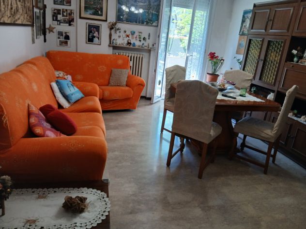 PRIVATO VENDE: Luminoso Trilocale di 110 mq con Garage – Parma, Q.re Montanara - Foto 7