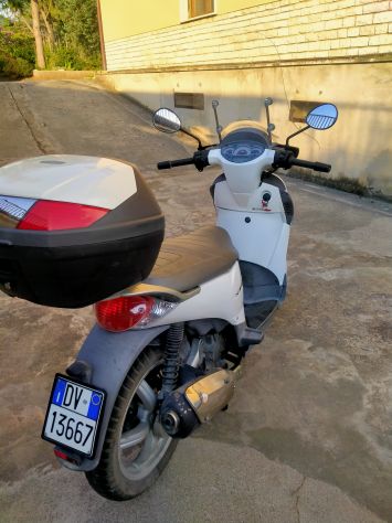 Scarabeo 125 ie - Foto 3