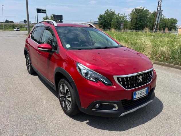 Peugeot 2008 PureTech 82 Allure - Foto 2