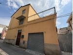 GRAZIOSO APPARTAMENTO CON TERRAZZO A BIVIO PRATOLE