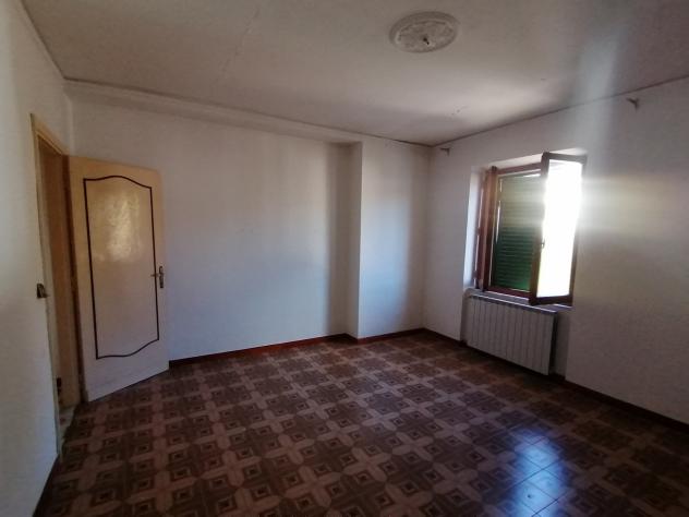 In una frazione del comune di Castell'Azzara, più precisamente a Selvena, dove sono presenti i servizi di prima necessità; conosciuto per le sue mini - Foto 13
