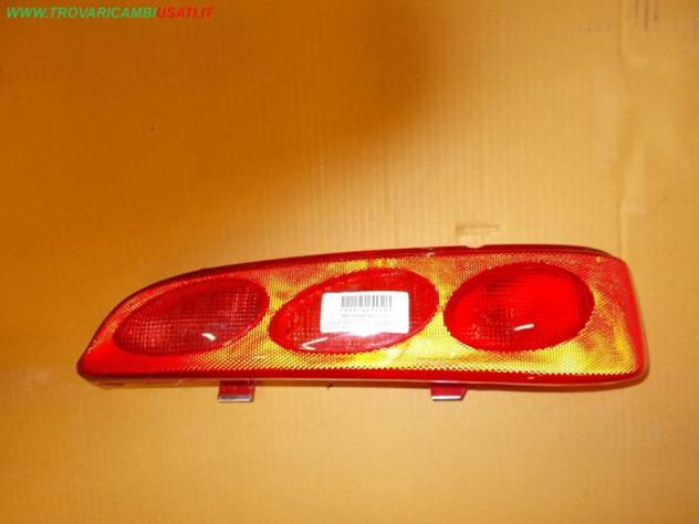 FANALE POST.D. FIAT SEICENTO (187-1E/1H)  Parti elettriche  Fanaleria  Fanali  Fanale post. sx. FIAT - SEICENTO - 01-03-1998 - 01-12-2011