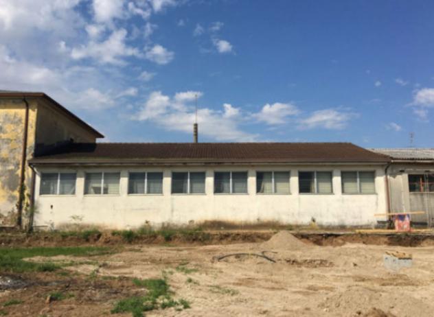 Immobile in asta di 538 m² con più di 5 locali in vendita a Canneto sull'Oglio - Foto 6