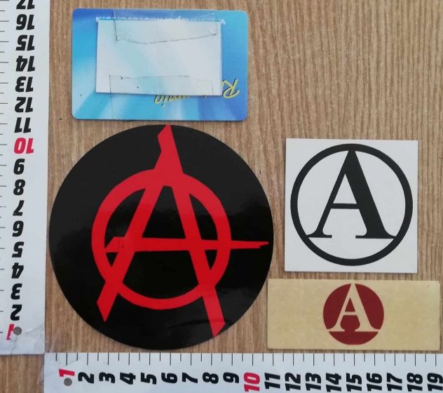 Adesivo (sticker) antimilitarista anarchia - Foto 9
