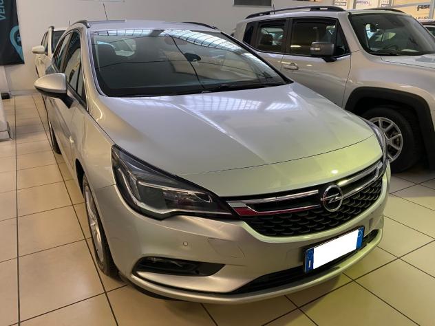 Opel Astra 1.6 CDTi 136CV automatica Sports Tourer Innovation - Foto 2