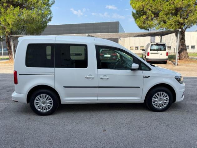 VOLKSWAGEN Caddy 1.4 TGI 5 posti Life rif. 23940506 - Foto 5