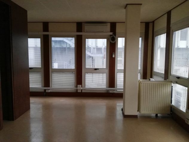 Vendesi negozio 50 mq ad uso negozio/ufficio Reana - Foto 5