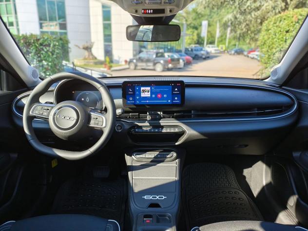 FIAT 600 1.2 Hybrid 110cv - Foto 7
