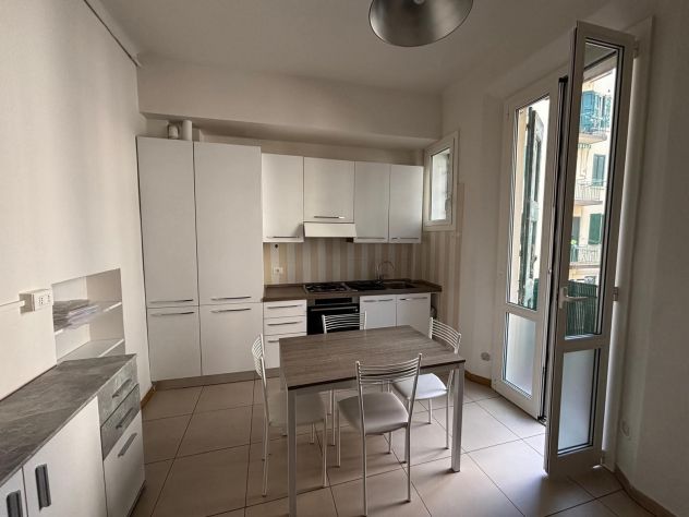POSTO LETTO DISPONIBILE – SUBENTRO - SOLE RAGAZZE STUDENTESSE