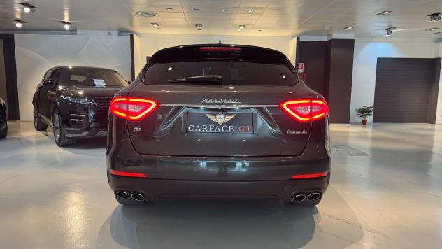MASERATI LEVANTE 350CV 3.0B - 2018 - Foto 5