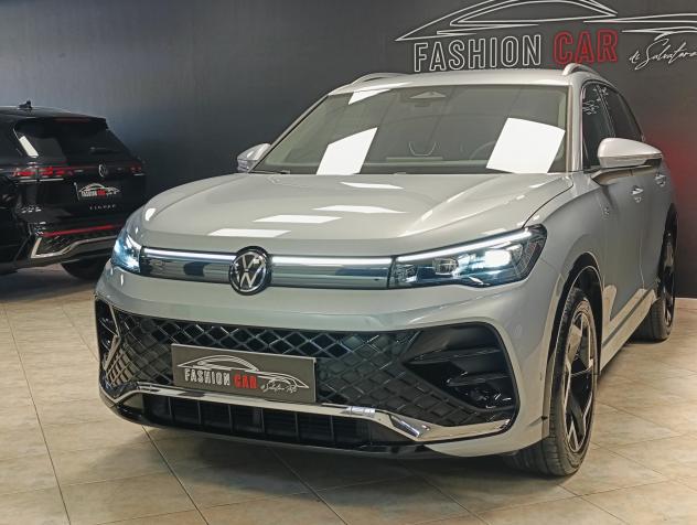 Volkswagen Tiguan 2.0 TDI 150 CV DSG R-Line - Foto 2