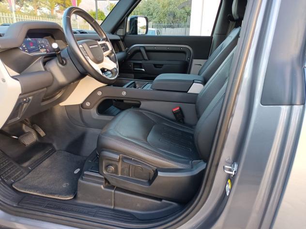 Land Rover Defender 90 3.0D I6 200 CV AWD Auto SE - Foto 10