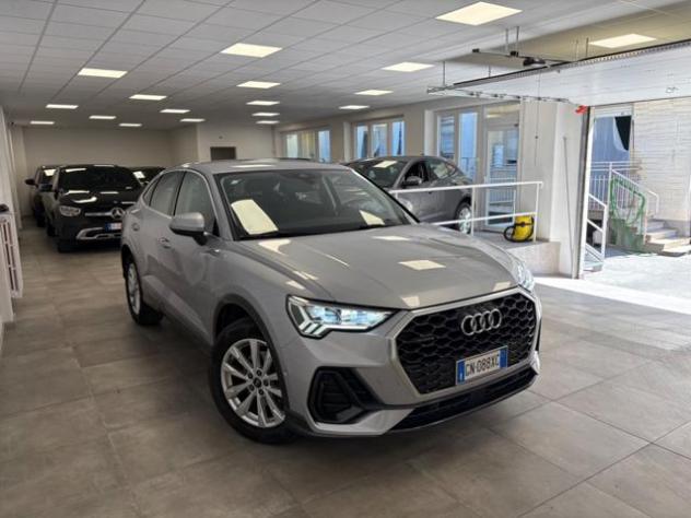 AUDI Q3 SPB 35 TDI quattro S tronic Business Plus rif. 24066898 - Foto 3