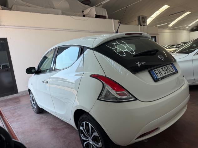 Lancia Ypsilon 1.2 69 CV 5 porte GPL Ecochic Silver - Foto 7