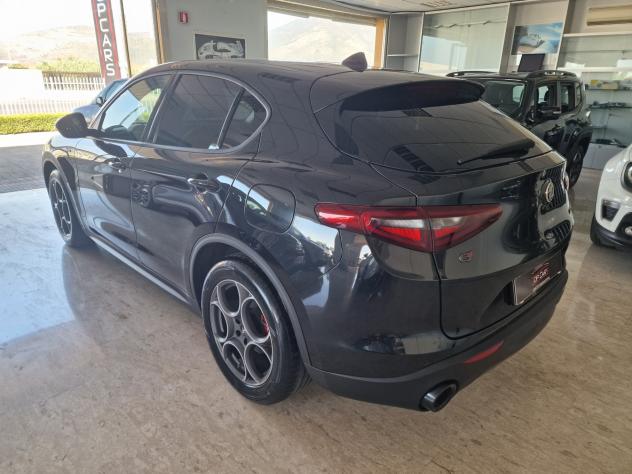 Alfa Stelvio Q4 190 CV Sprint - Foto 2