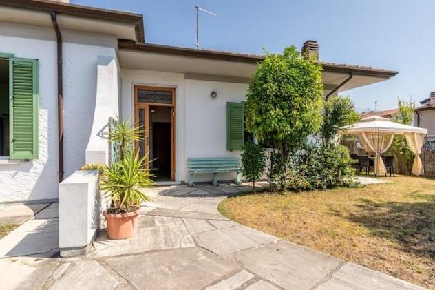 Villa in vendita a Marina di Carrara - Carrara 160 mq Rif: 1302532 - Foto 2