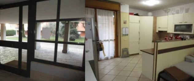 Immobile in asta di 99 m², box auto in vendita a Lacchiarella - Foto 2