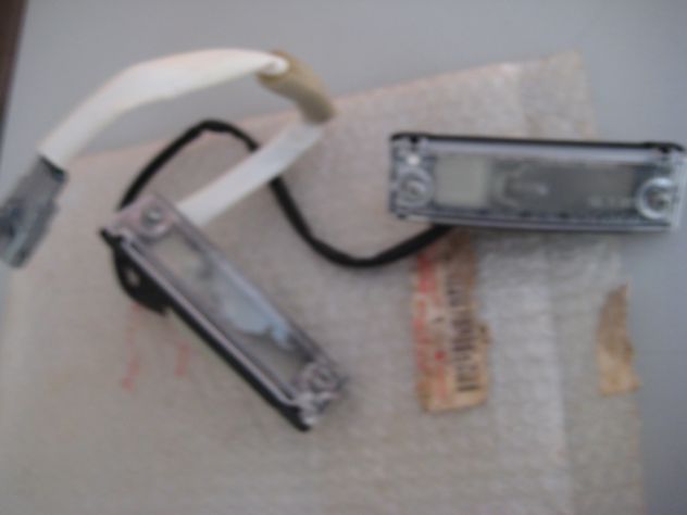 LUCE TARGA TOYOTA 4RUNNER 81270-35120 - Foto 3